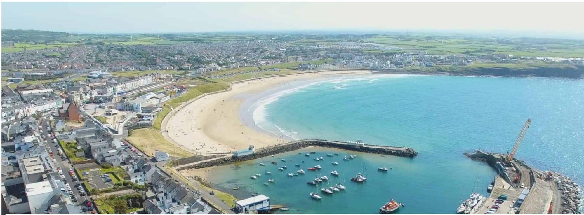 3 Princess Green - Portrush By The Sea Exterior photo